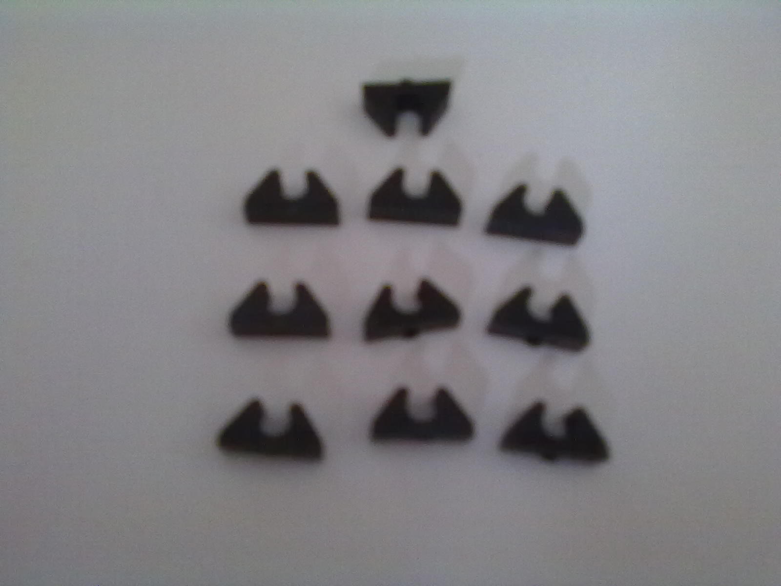 Tidy 4mm fuel line clips (10pcs)