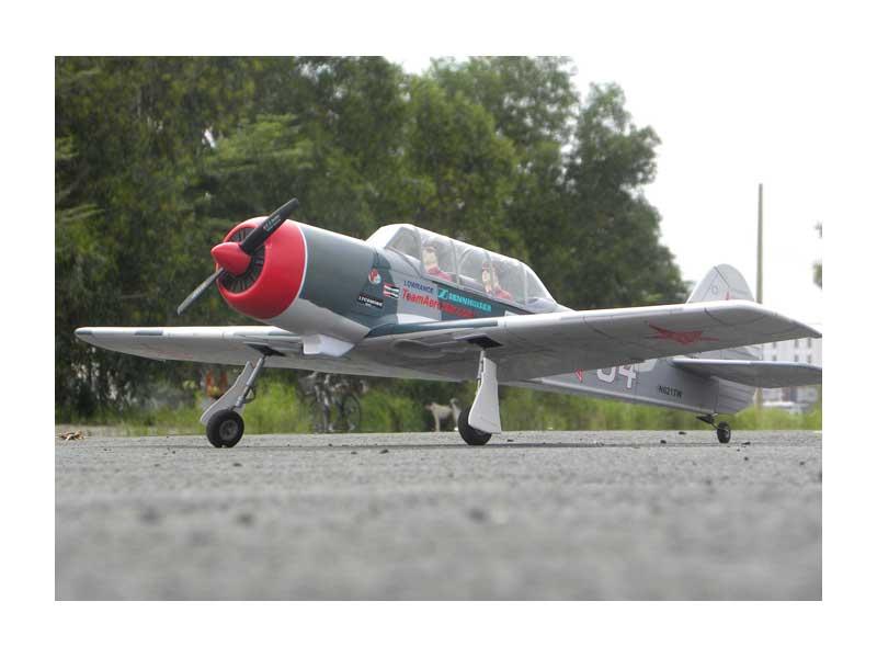 VQ YAK-52 EP/GP 46 + Retract